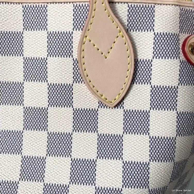 Hot sale LV Bags 19B570268 0327